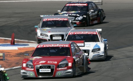 Faktisk var det mest interessante at se Rockenfeller og Luhr i flere dueller - Rockenfeller ser ud til at være kommet ud som den bedste af de to Porsche-kørere